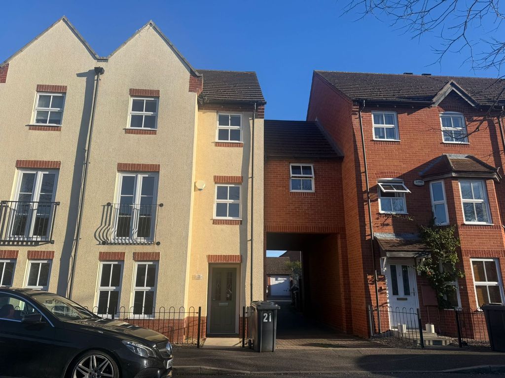 Property photo 1 of 14