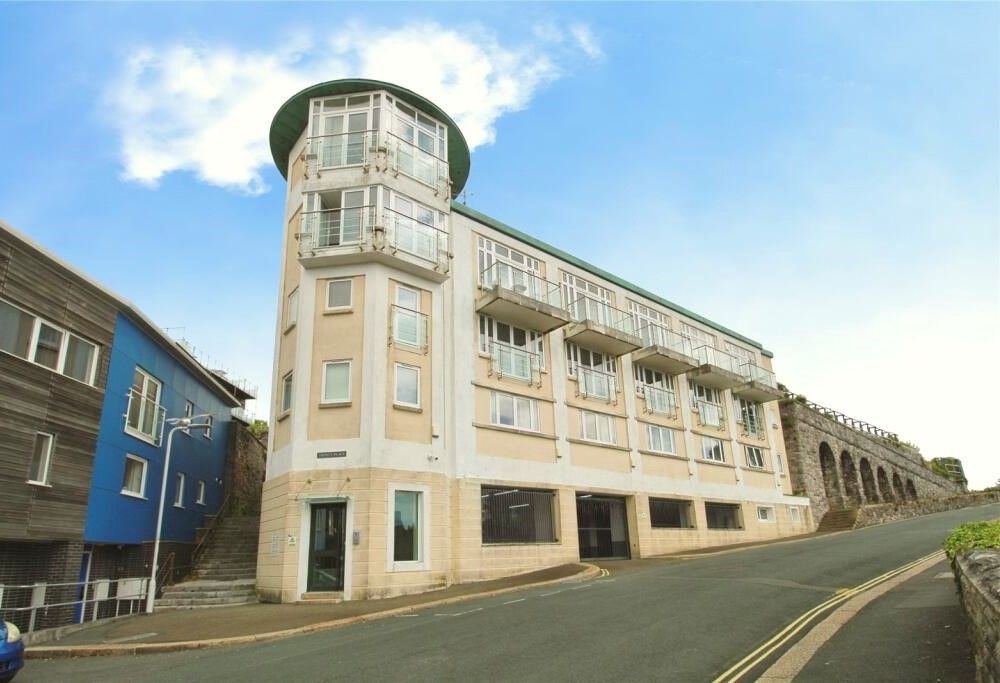 Property photo 1 of 15