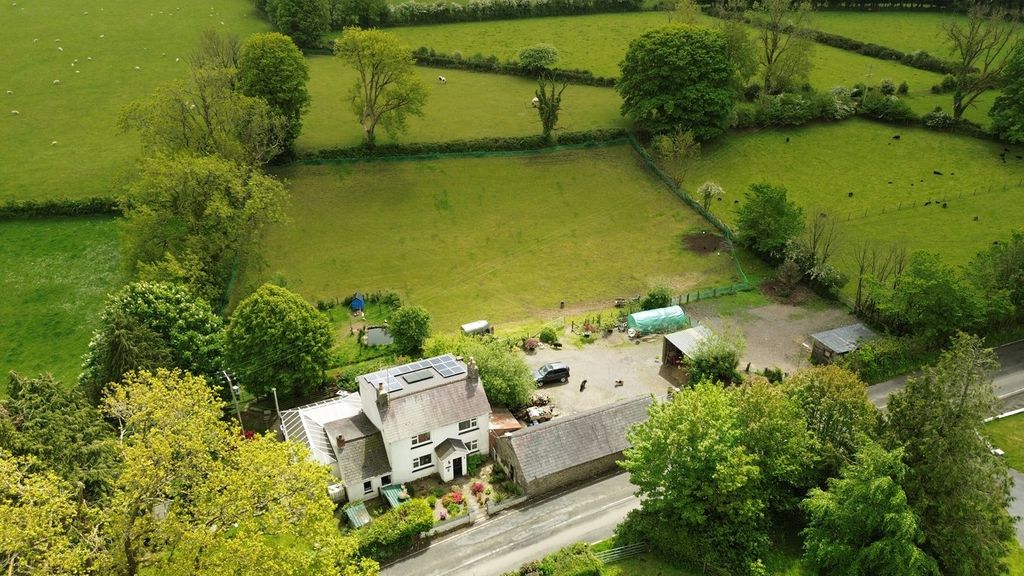 Property photo 1 of 35