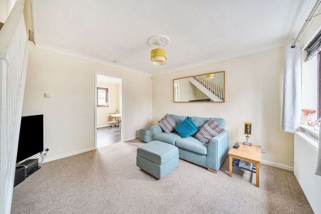 Property photo 3 of 10 1369563-9-68Efaec...