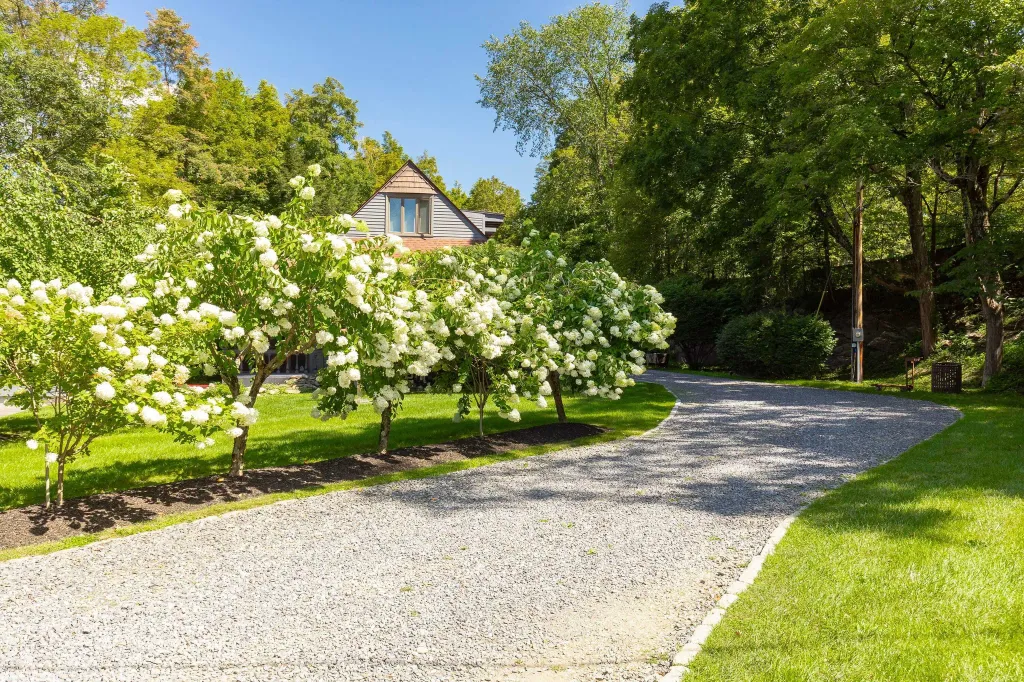 Property photo 3 of 28 <Alttext/>