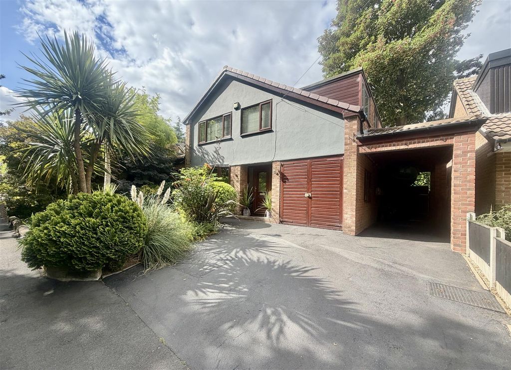 Property photo 1 of 48