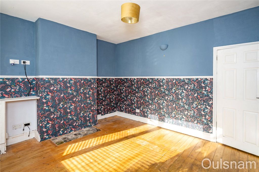 Property photo 3 of 12 Picture No. 22