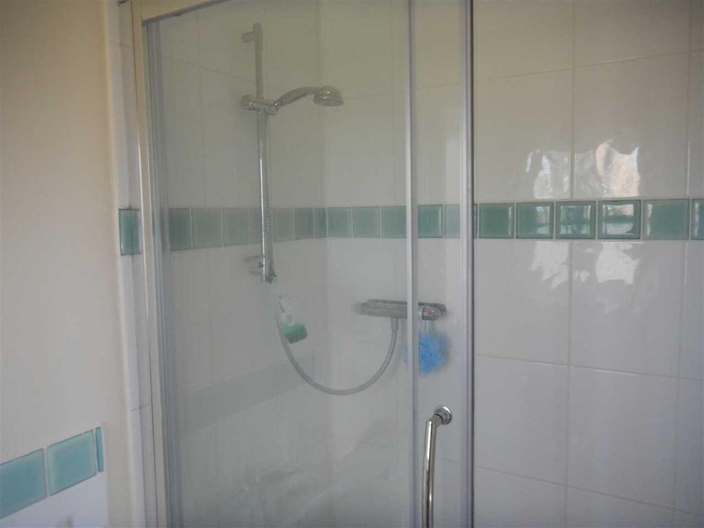 Property photo 3 of 4