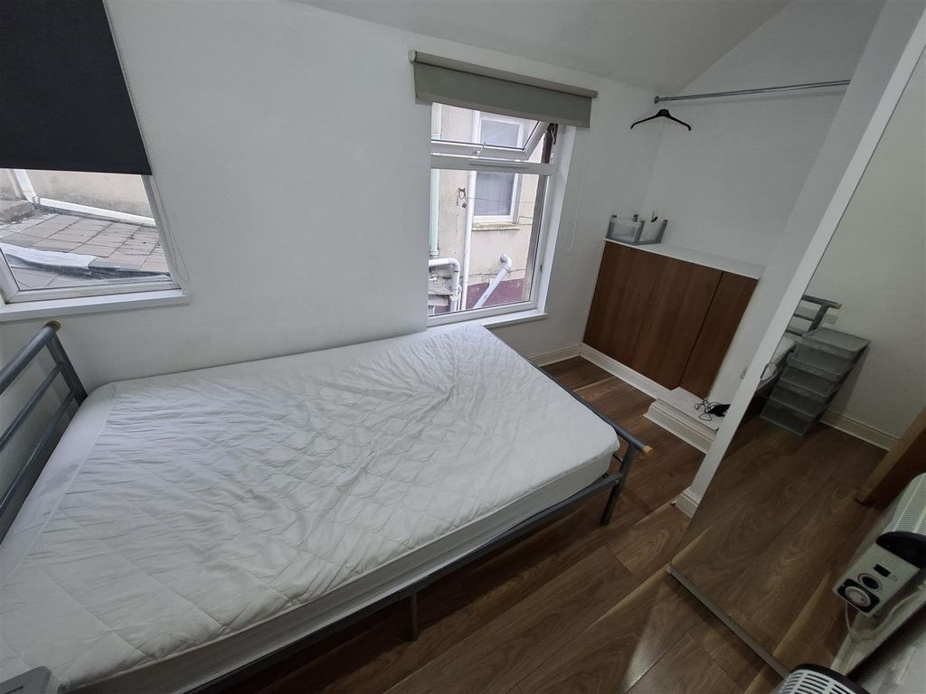 Property photo 2 of 5 20251211_142926.Jpg