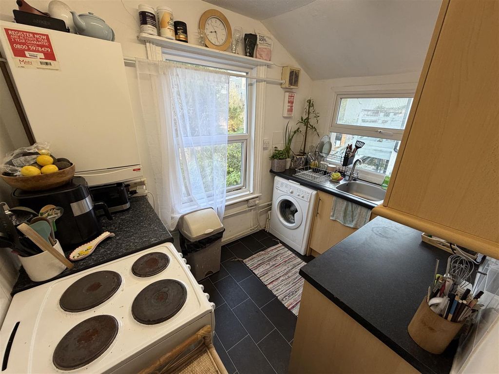 Property photo 3 of 8 Image00002.Jpeg