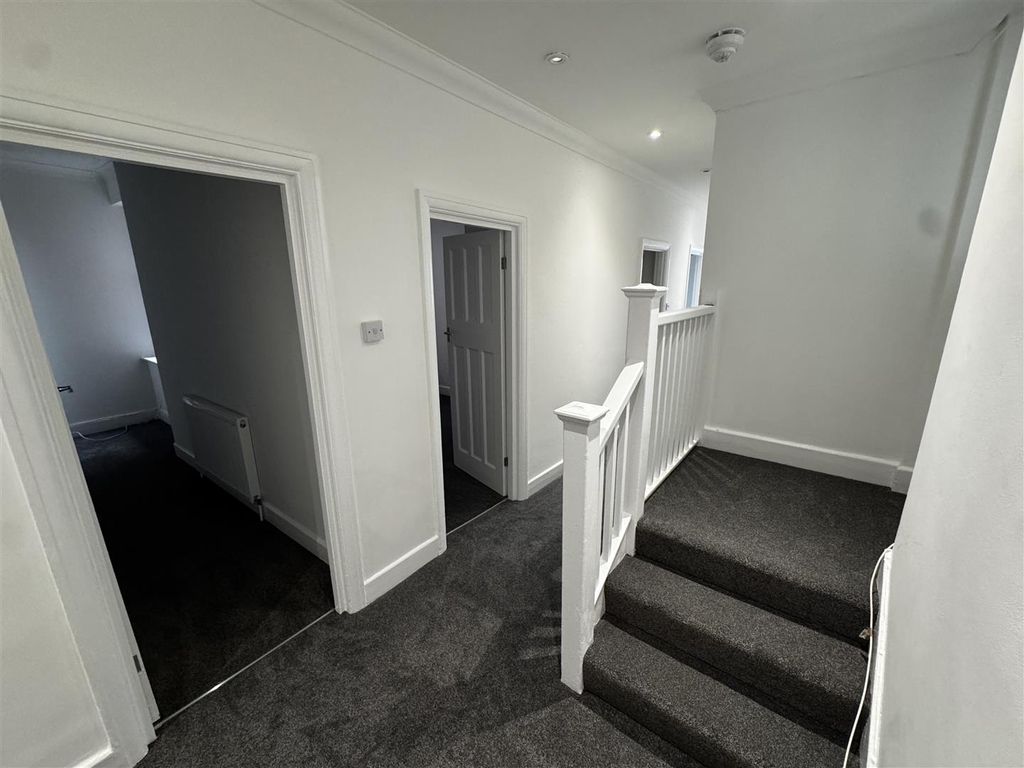 Property photo 2 of 12 3.Jpg