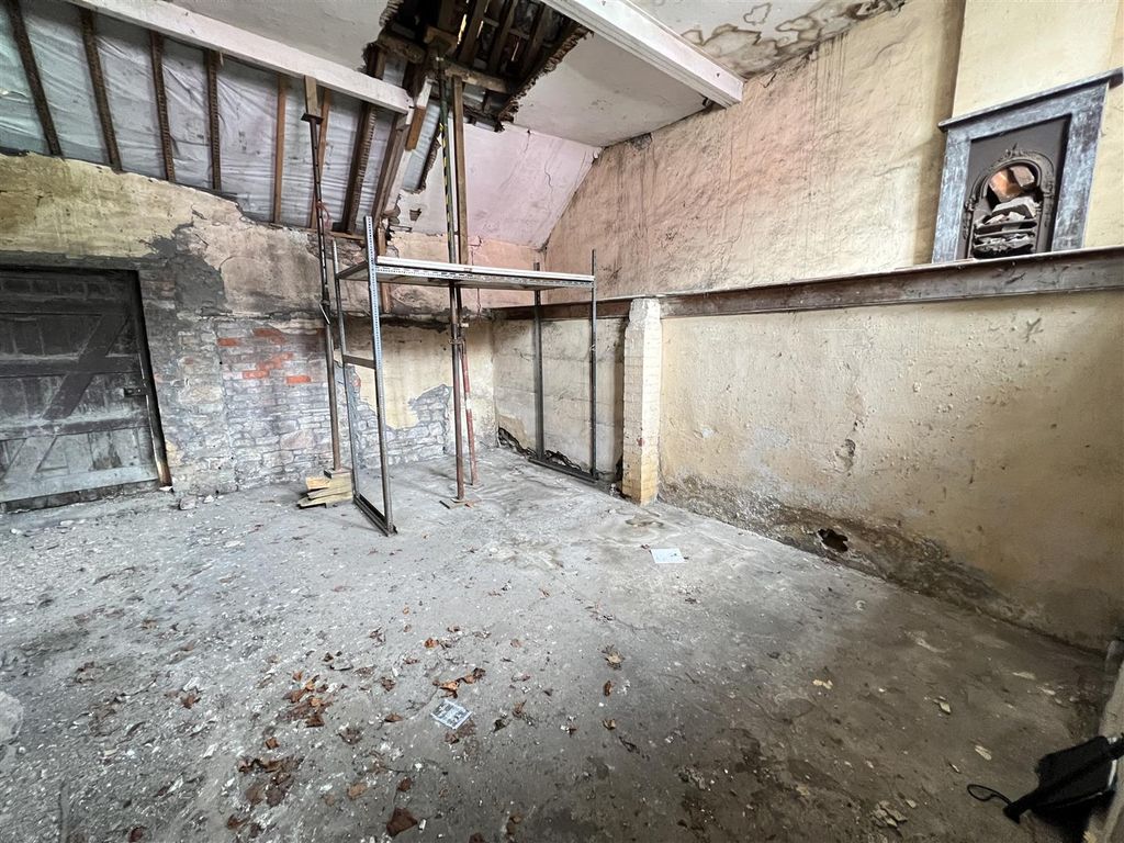 Property photo 3 of 14 1.Jpg