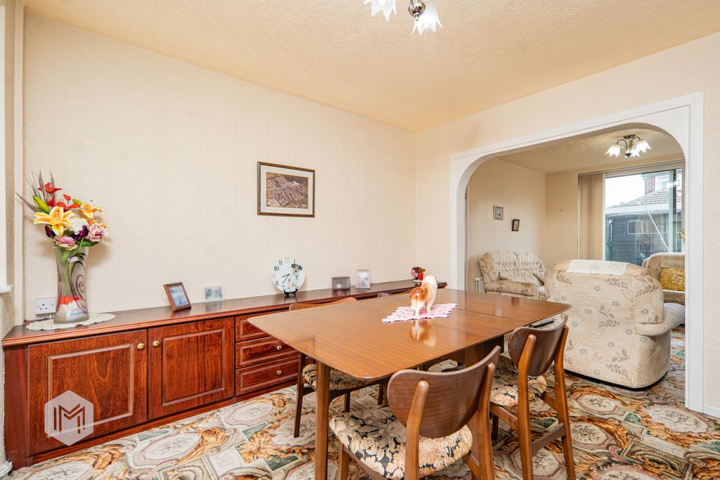 Property photo 3 of 24 Picture No. 08