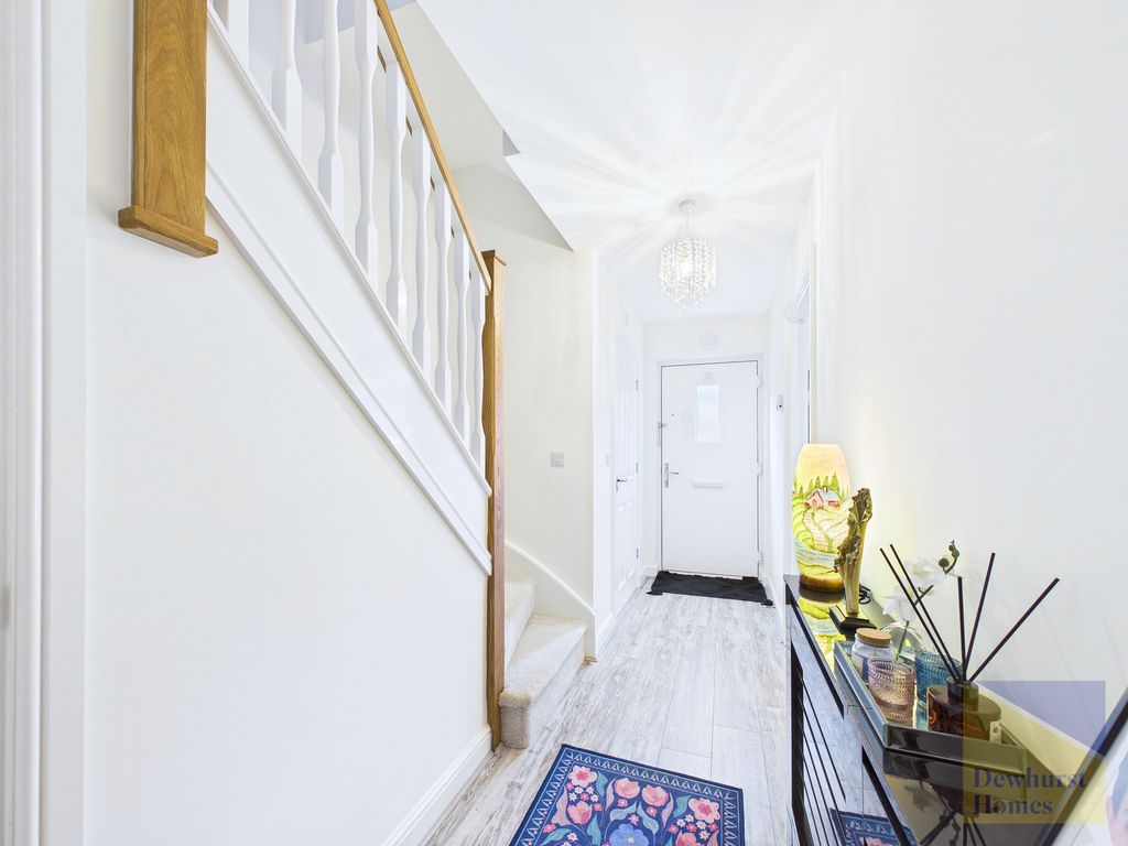 Property photo 3 of 27