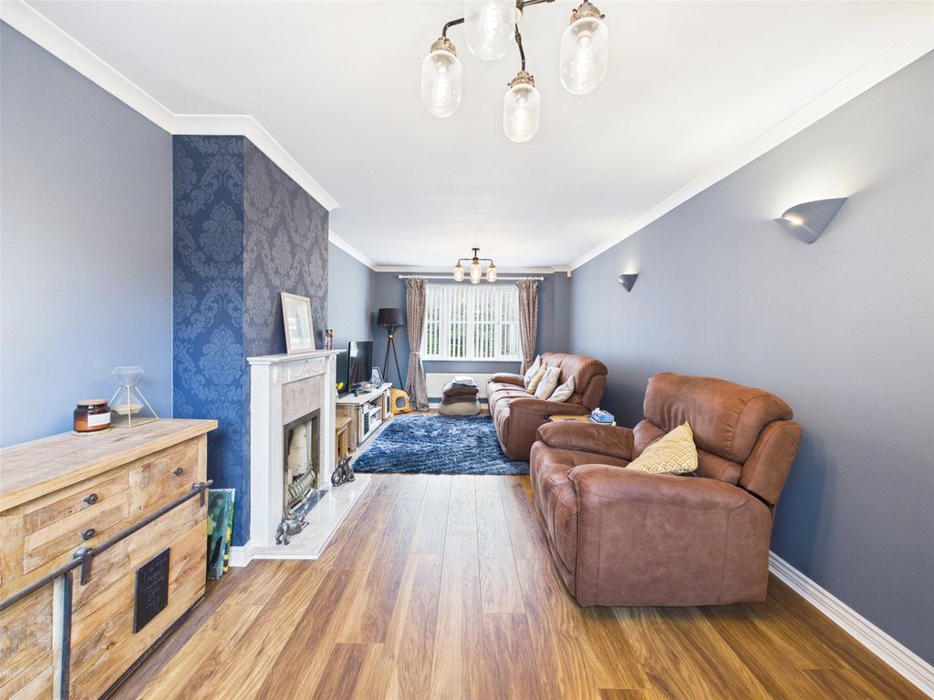 Property photo 2 of 21 Picture No. 02