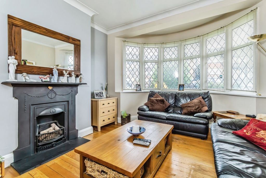 Property photo 2 of 28 Pbox-Img.Jpg