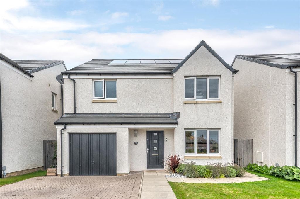 Property photo 1 of 26 22 Finlay Drive Arbroath-1.Jpg