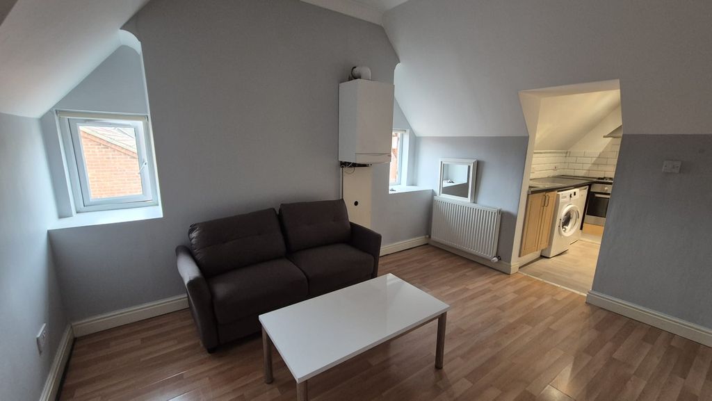 Property photo 2 of 6