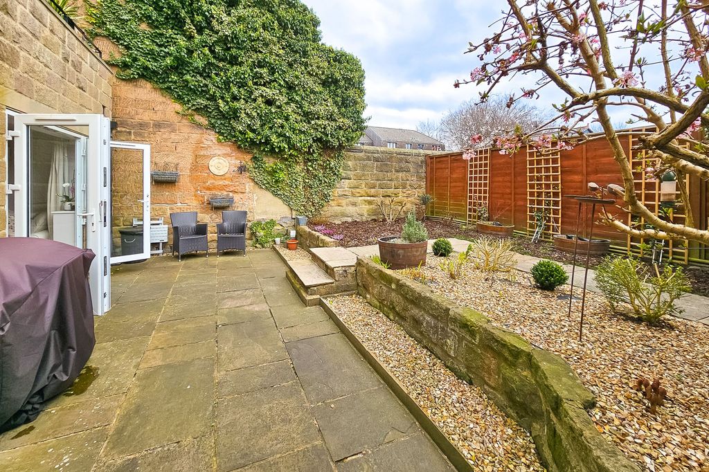 Property photo 3 of 22