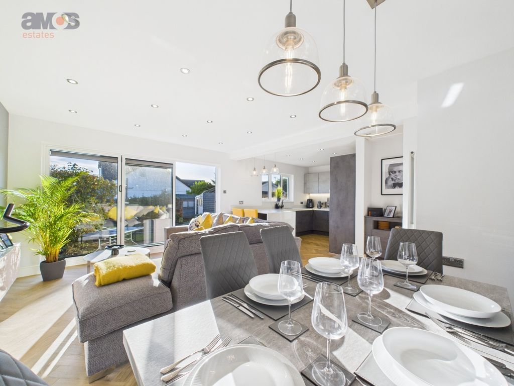 Property photo 2 of 20 4700583