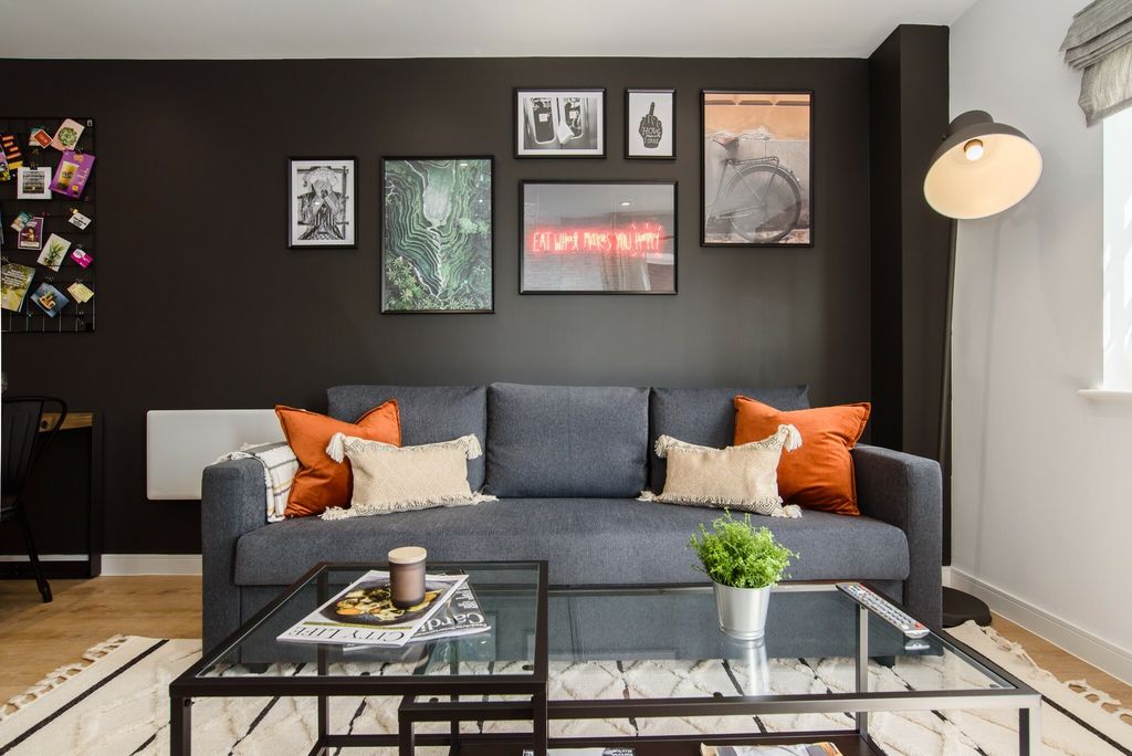 Property photo 3 of 14