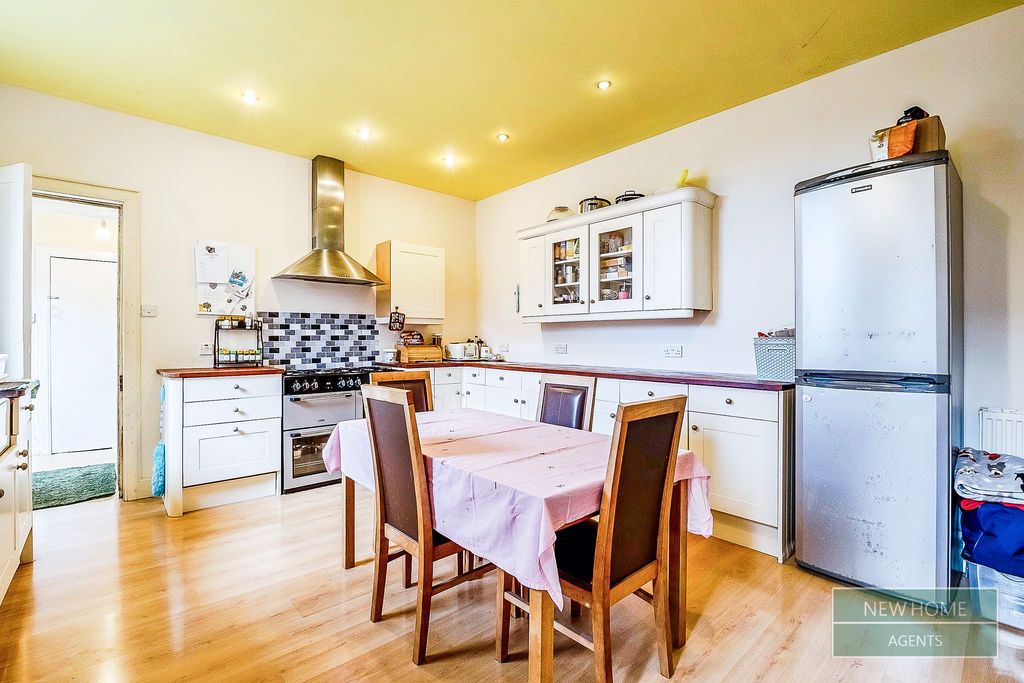 Property photo 2 of 19 Photo 15