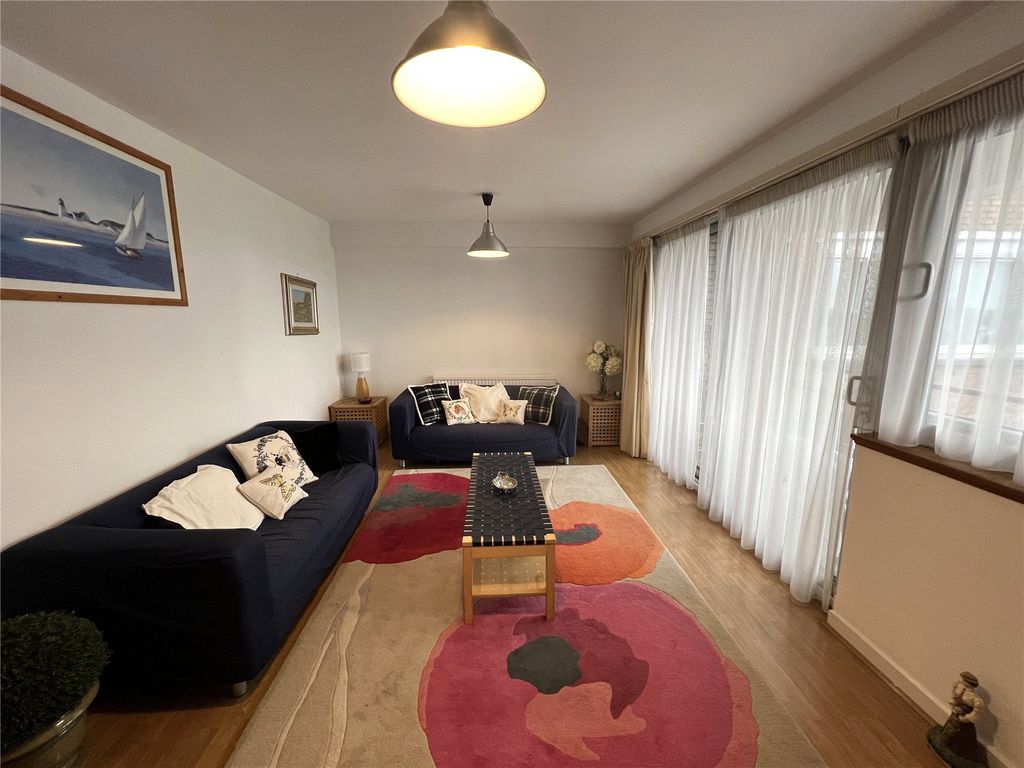 Property photo 2 of 10 Picture No. 06