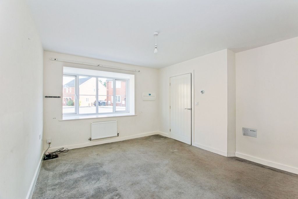 Property photo 2 of 13 Pbox-Img.Jpg