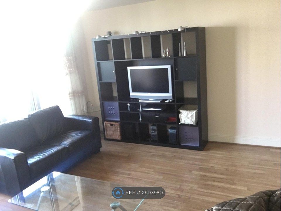 Property photo 2 of 19 Living Room