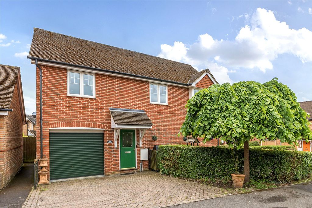 Additional image 7 of 2 bed maisonette for saleLiphook, Hampshire GU30