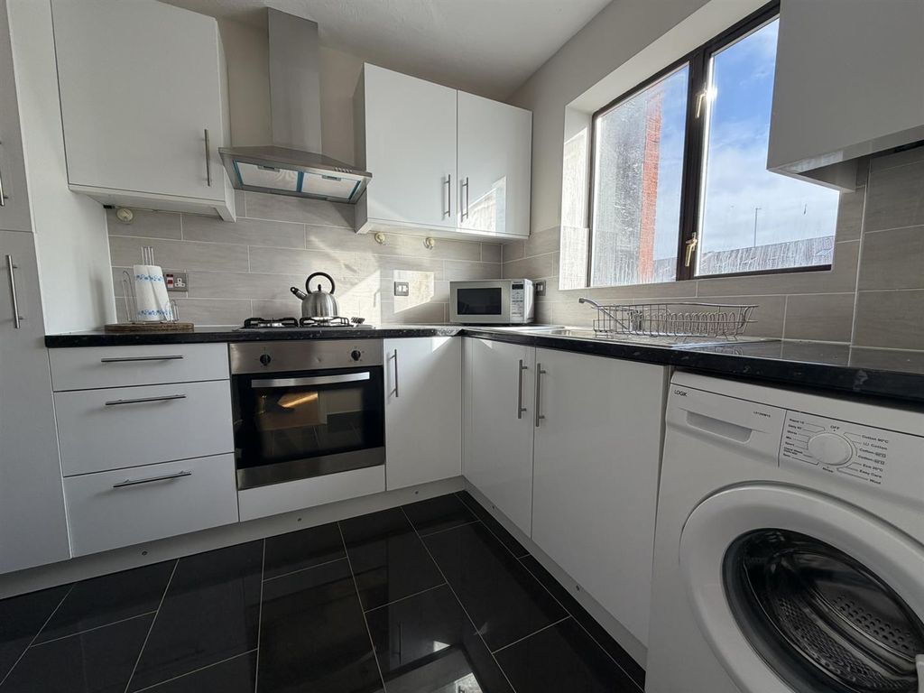 Property photo 2 of 8 Img_2573.Jpeg