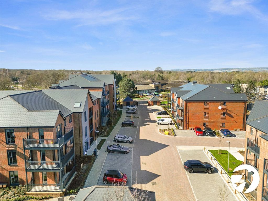 Property photo 2 of 28 External