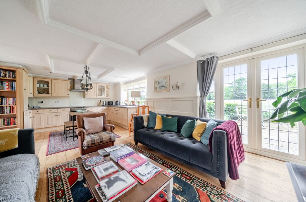 Property photo 2 of 27 1457581-16-6A01c602366Ca