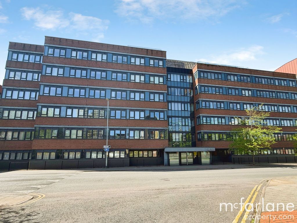 Property photo 1 of 11