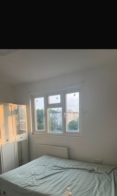 Property photo 1 of 2