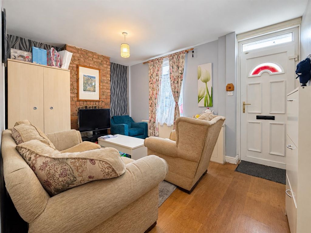 Property photo 3 of 18