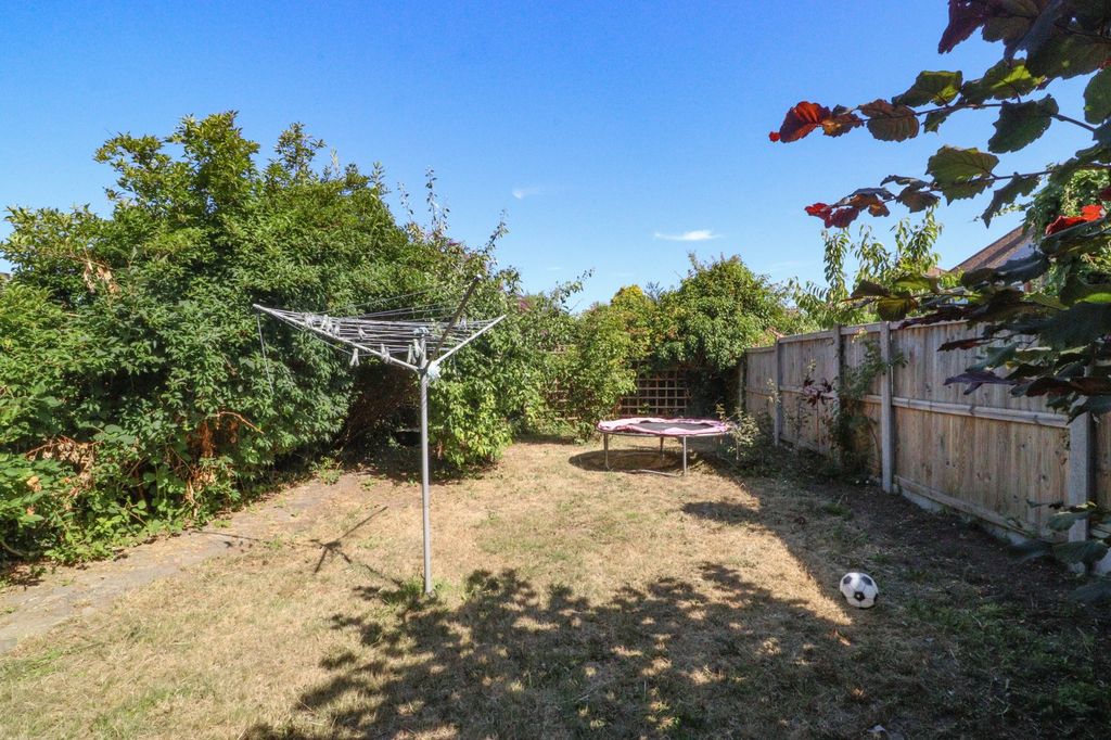 Property photo 2 of 12 Picture 2