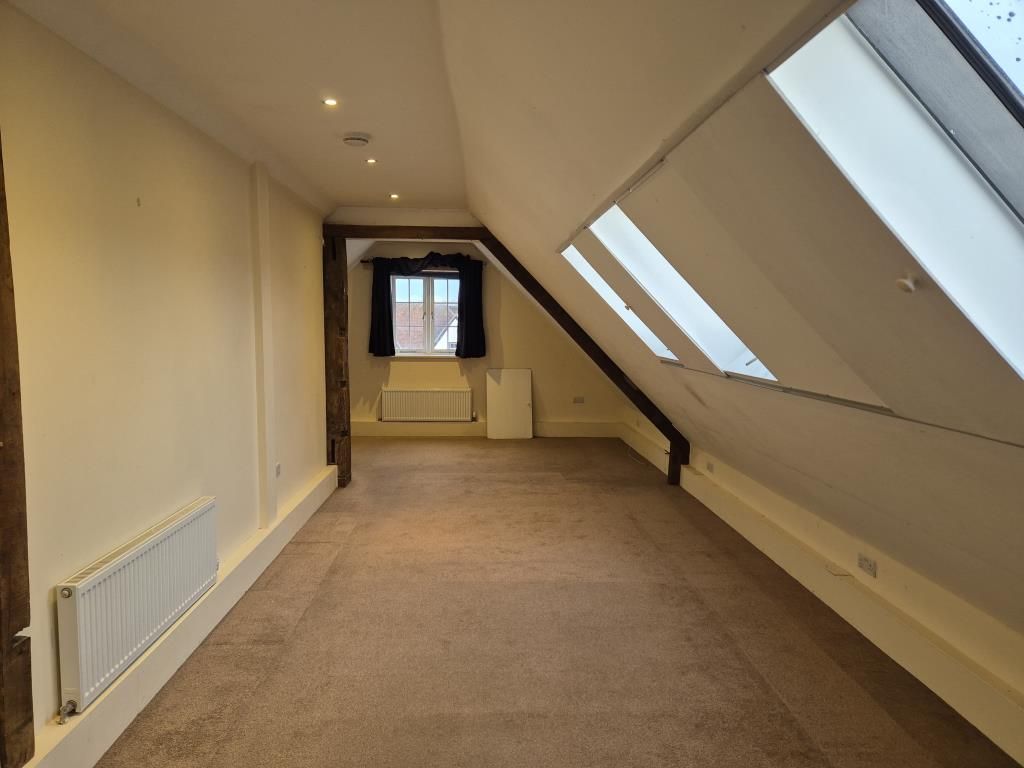 Property photo 2 of 10 Living Room