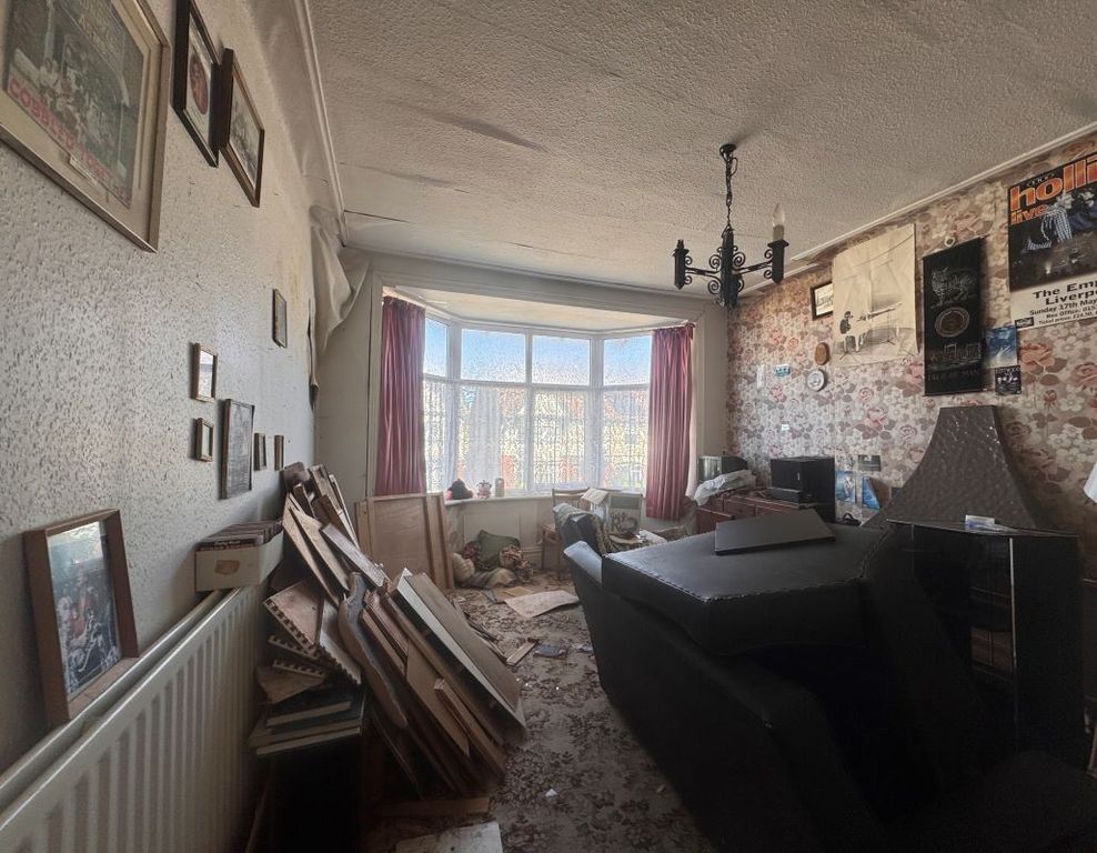 Property photo 3 of 14