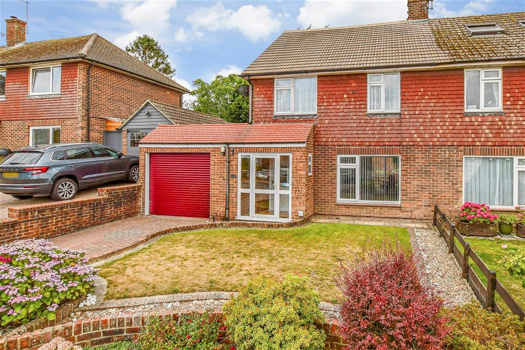 Property photo 1 of 11 External (Web) :