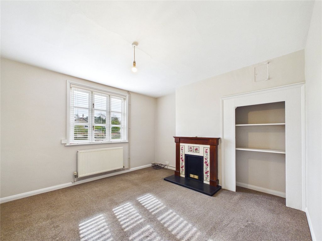 Property photo 3 of 12 Picture No. 18