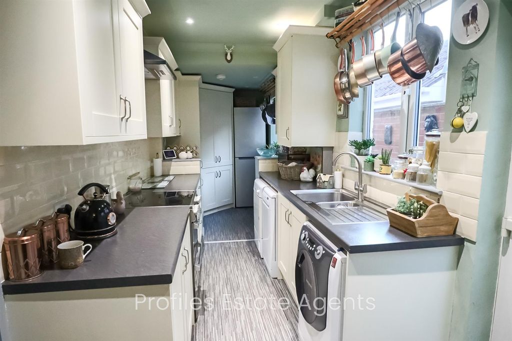 Property photo 3 of 25 5.Jpg