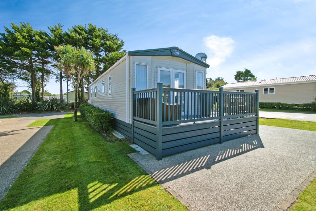 Property photo 1 of 16 Photography