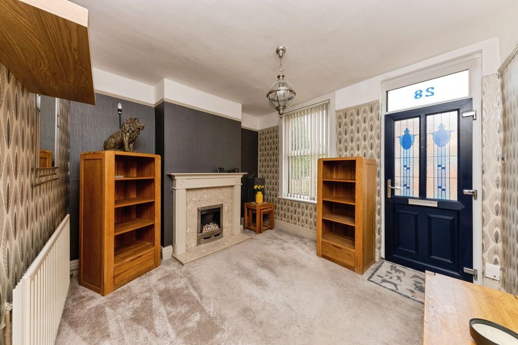 Property photo 2 of 13