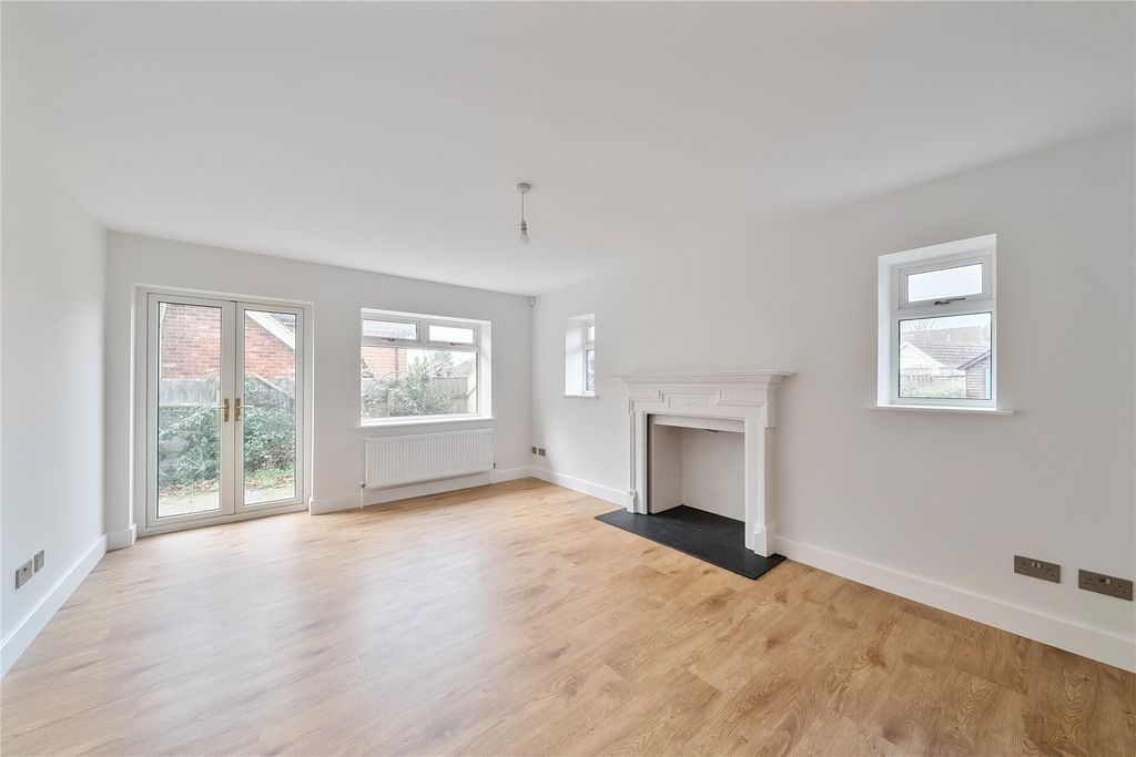 Property photo 2 of 21 Picture No. 02