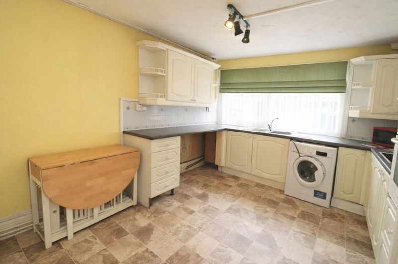 Property photo 2 of 12 Photo 2