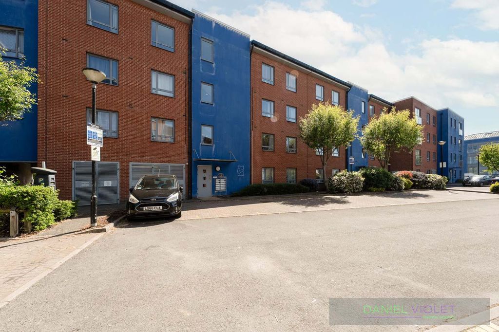 Property photo 1 of 15