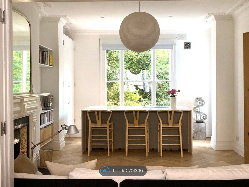 Property photo 2 of 12 Kitchen Island