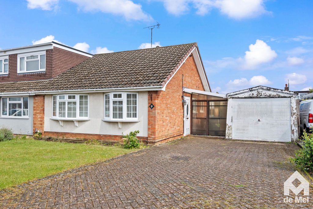Property photo 1 of 10 Photo 8