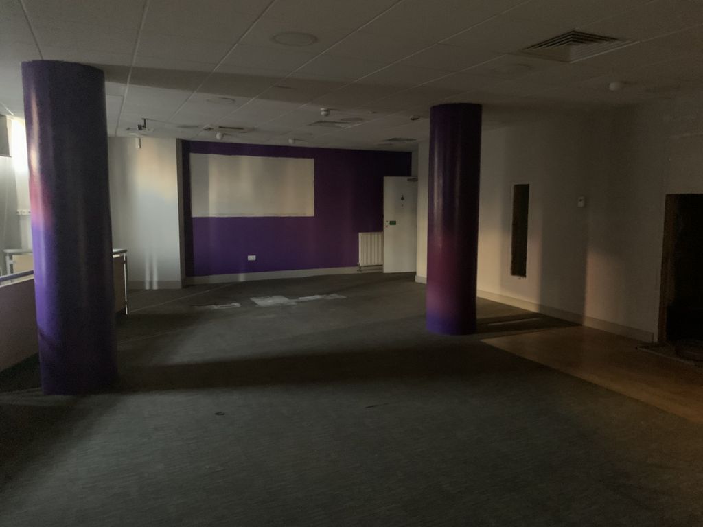 Property photo 2 of 10 Photo 1