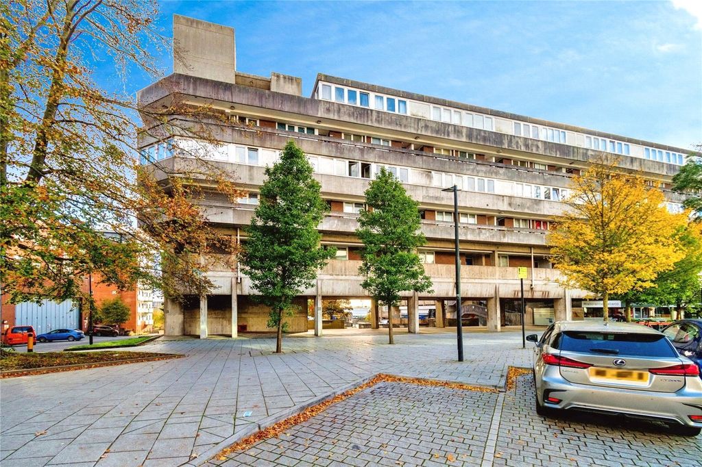 Property photo 1 of 8 Picture No. 06