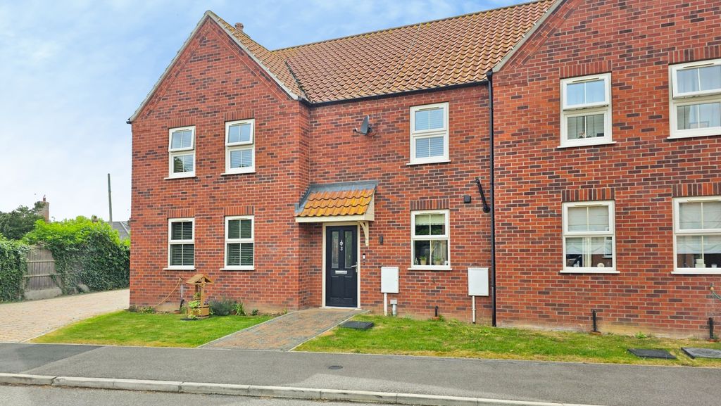 Property photo 1 of 11
