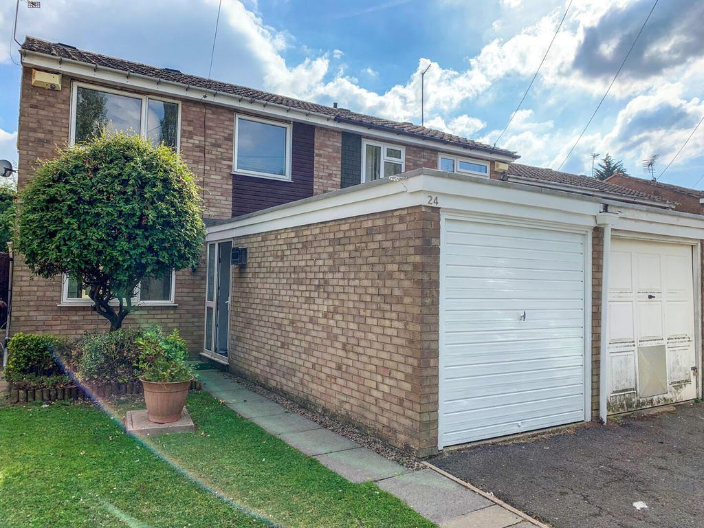 Property photo 1 of 10 Front (Exterior)