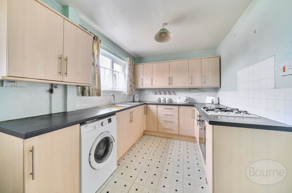 Property photo 2 of 15 1d6232Be-d8c2-4Dd...
